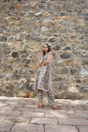 Floral Printed Kurta with pants