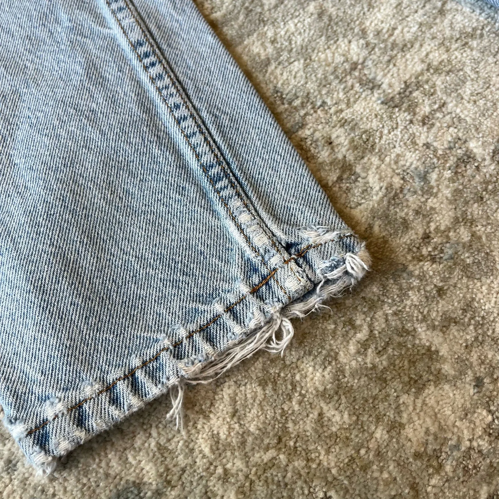 Vintage Levi's 550 Relaxed Fit Slim Orange Tab Jeans 7